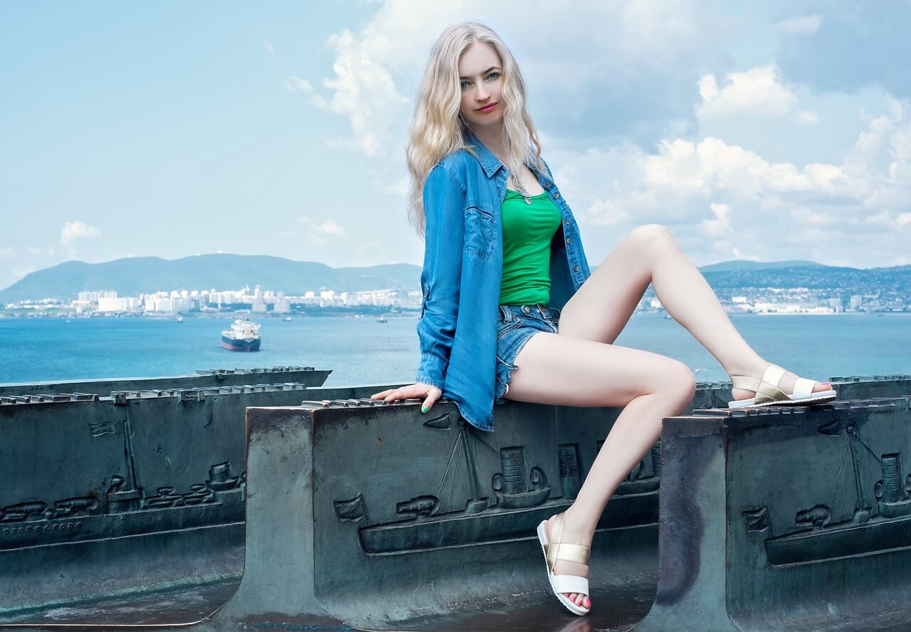 girl-1572419_1280 (1)